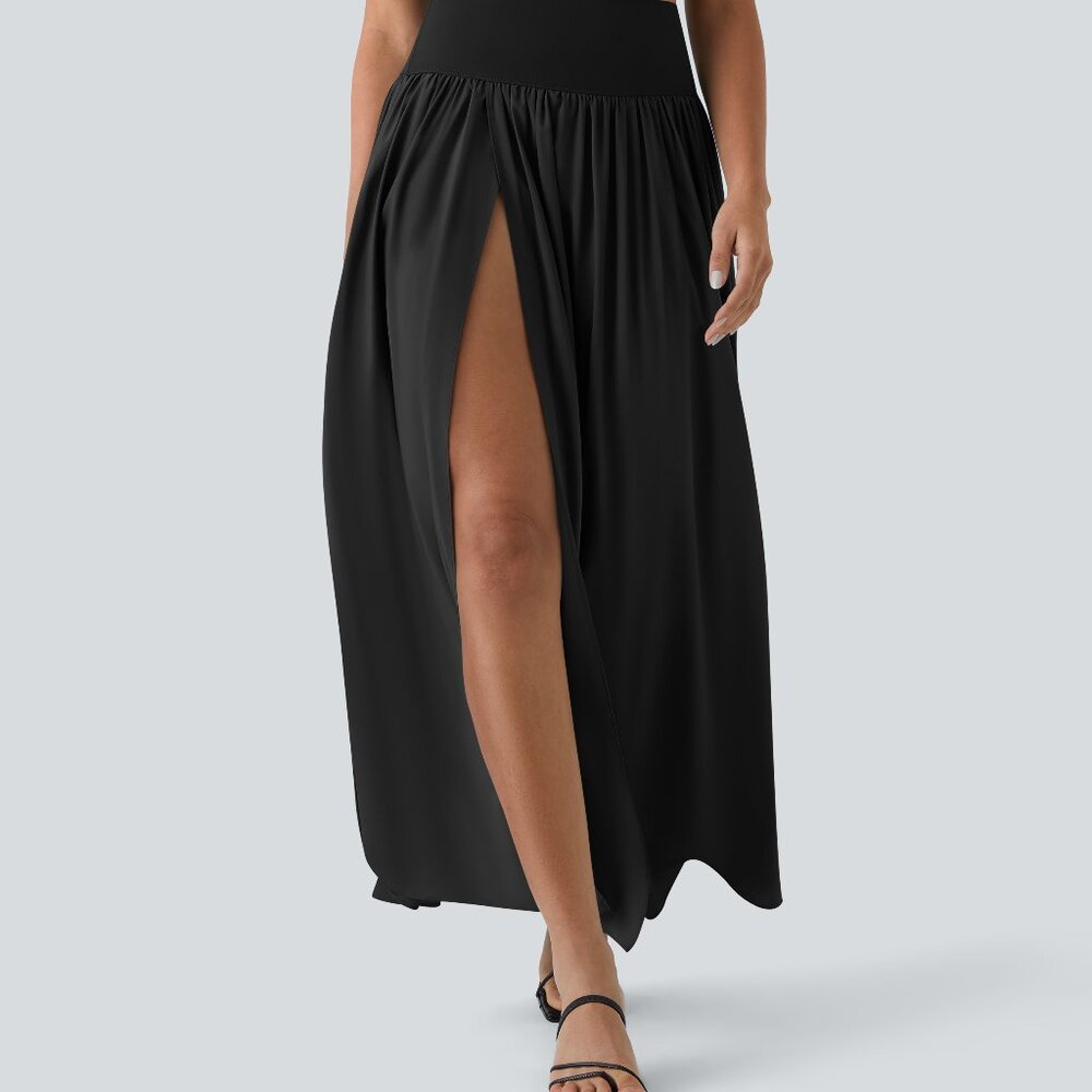 Breezeful™ High Waisted Split 2-in-1 Fl BRAND NEW in black Halara